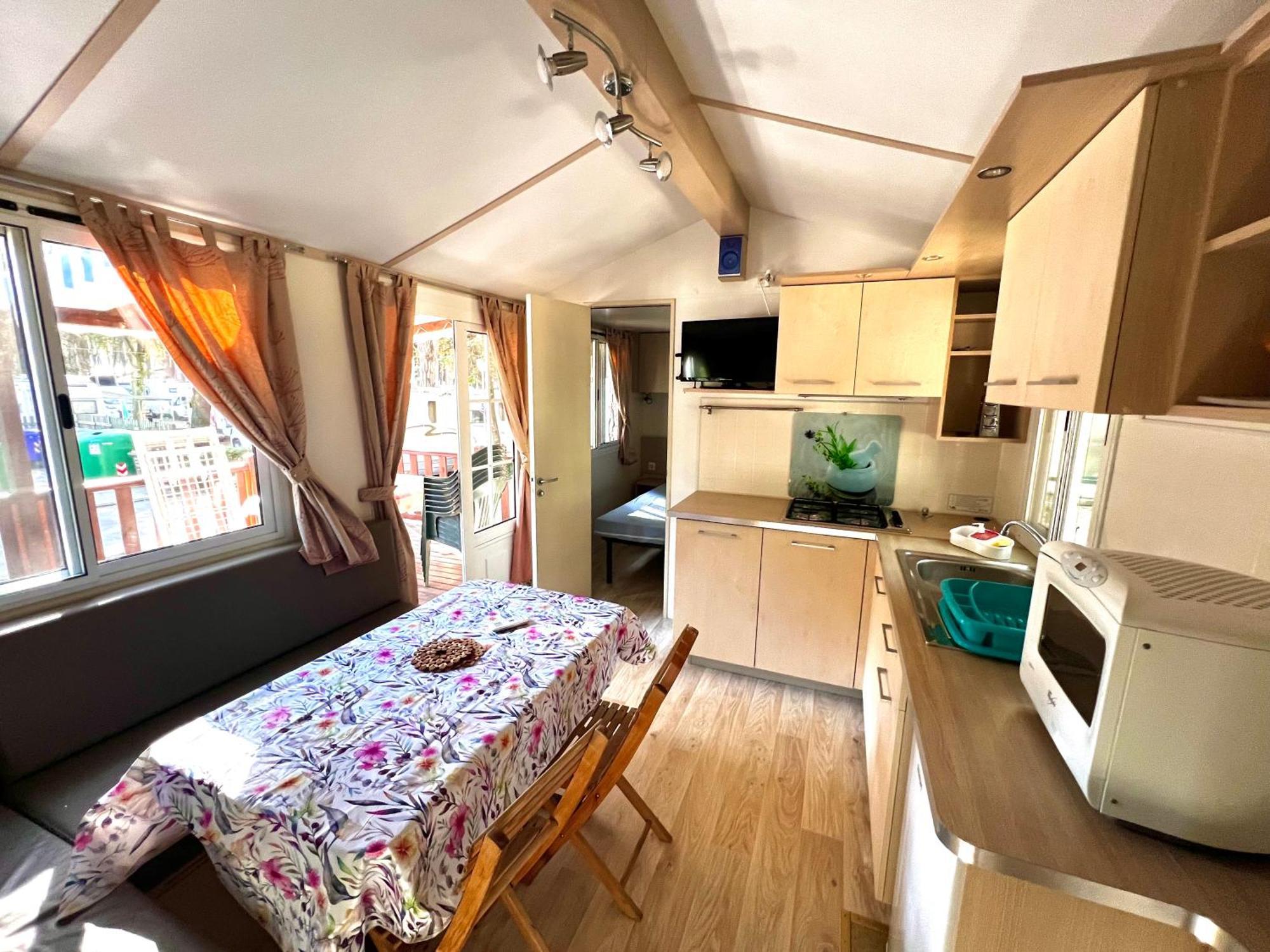 Buona Mobile Homes On Camping Mare E Pineta ลิโดดิสปีนา ภายนอก รูปภาพ